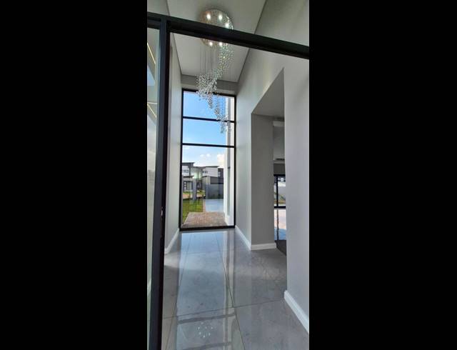 4 BEDROOM HOUSE FOR SALE IN FOUNTAINBROOK ESTATE